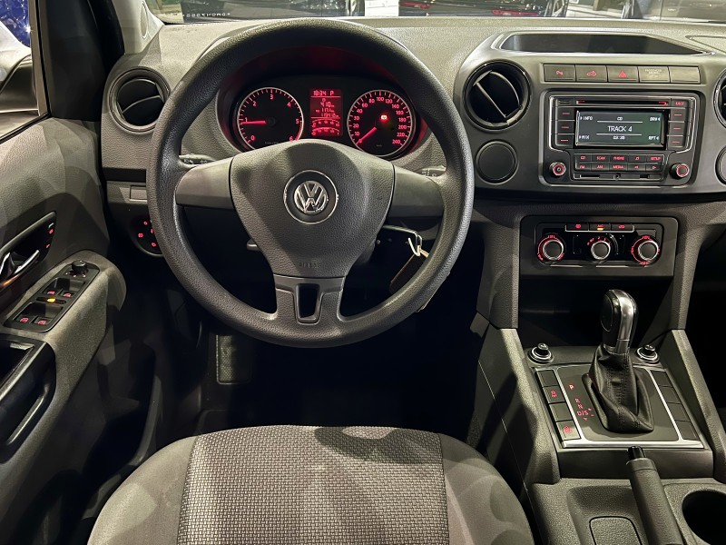 AMAROK 2.0 TRENDLINE 4X4 CD 16V TURBO INTERCOOLER DIESEL 4P AUTOMÁTICO - 2013 - FARROUPILHA