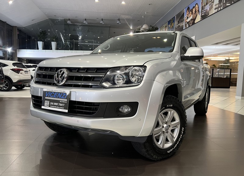 AMAROK 2.0 TRENDLINE 4X4 CD 16V TURBO INTERCOOLER DIESEL 4P AUTOMÁTICO - 2013 - FARROUPILHA