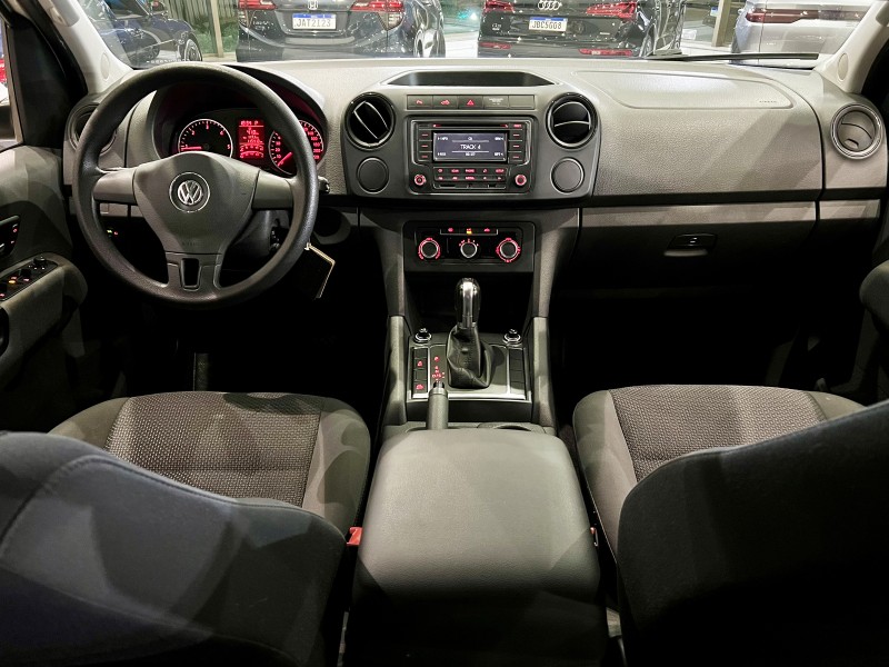 AMAROK 2.0 TRENDLINE 4X4 CD 16V TURBO INTERCOOLER DIESEL 4P AUTOMÁTICO - 2013 - FARROUPILHA