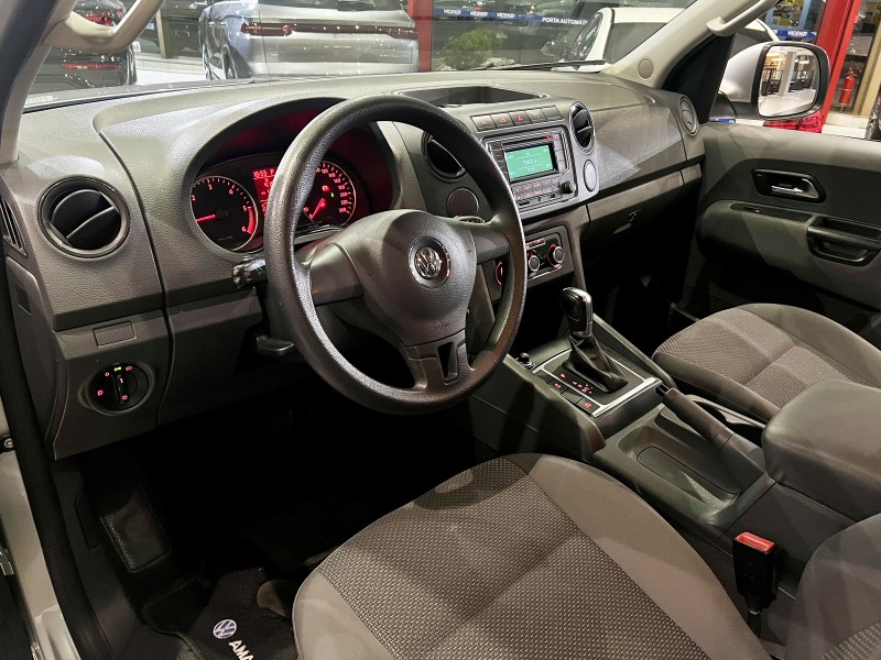 AMAROK 2.0 TRENDLINE 4X4 CD 16V TURBO INTERCOOLER DIESEL 4P AUTOMÁTICO - 2013 - FARROUPILHA