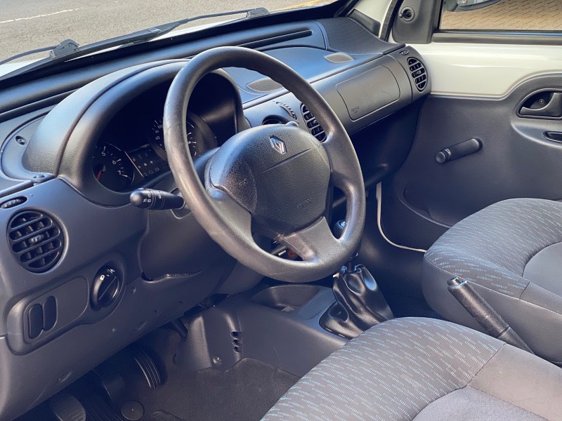 KANGOO 1.6 EXPRESSION 16V FLEX 4P MANUAL - 2018 - CAXIAS DO SUL