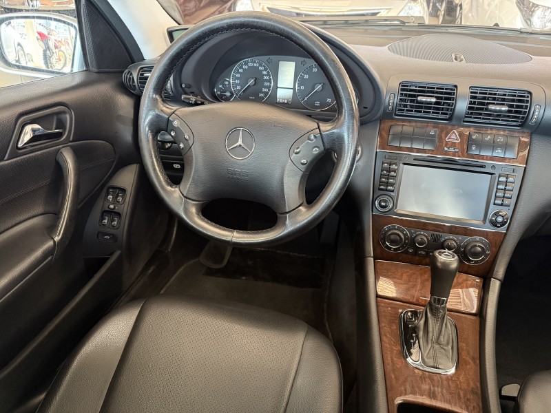 C 180 K 1.8 KOMPRESSOR SEDAN 16V GASOLINA 4P AUTOMÁTICO - 2007 - FARROUPILHA