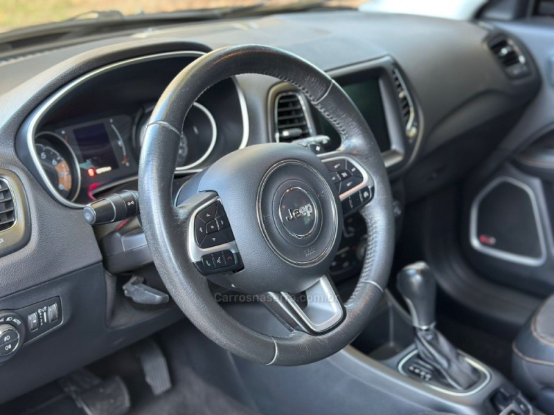 COMPASS 2.0 16V FLEX LONGITUDE AUTOMÁTICO - 2018 - DOIS IRMãOS