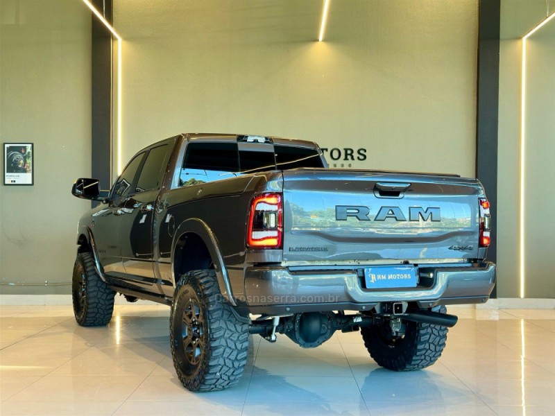 3500 LARAMIE 6.7 CD 4X4 TURBO DIESEL 4P AUTOMÁTICO - 2022 - CAXIAS DO SUL