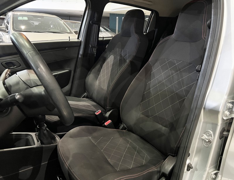 KWID 1.0 12V SCE FLEX ZEN MANUAL - 2018 - FARROUPILHA