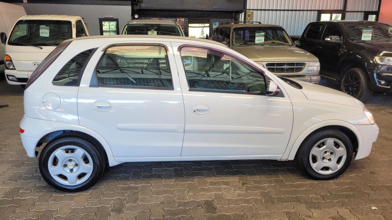 CORSA 1.4 MPFI MAXX 8V FLEX 4P MANUAL - 2010 - GARIBALDI