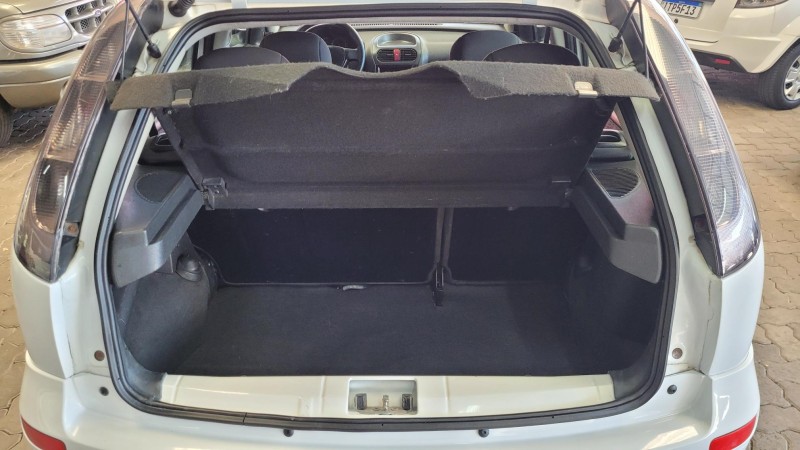 CORSA 1.4 MPFI MAXX 8V FLEX 4P MANUAL - 2010 - GARIBALDI
