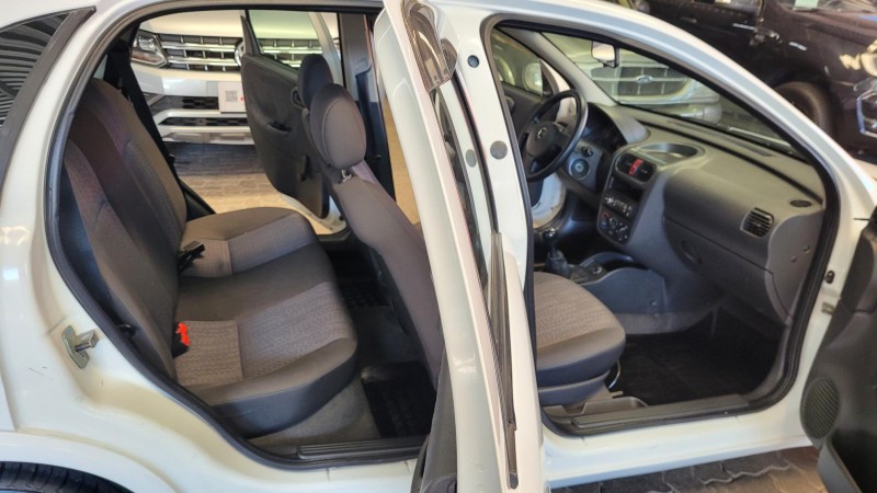 CORSA 1.4 MPFI MAXX 8V FLEX 4P MANUAL - 2010 - GARIBALDI