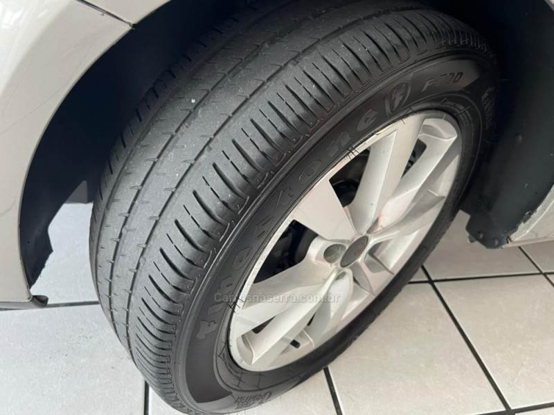 VOYAGE 1.6 MI HIGHLINE 8V FLEX 4P AUTOMATIZADO - 2014 - CAXIAS DO SUL
