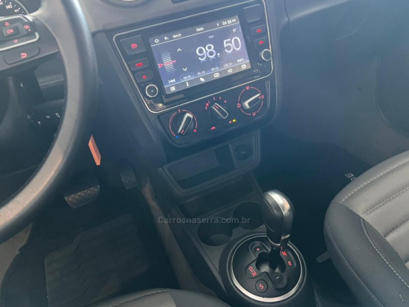 VOYAGE 1.6 MI HIGHLINE 8V FLEX 4P AUTOMATIZADO - 2014 - CAXIAS DO SUL
