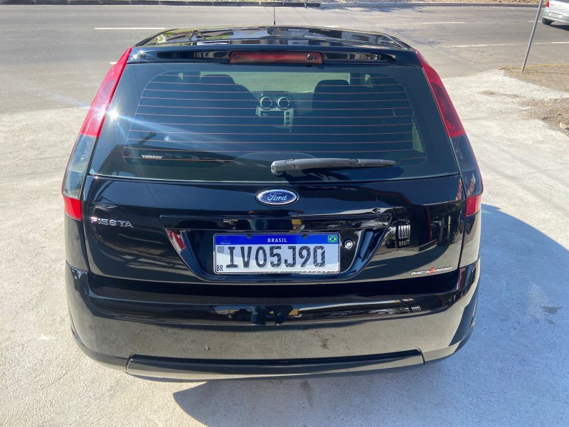 FIESTA 1.0 MPI CLASS 8V FLEX 4P MANUAL - 2014 - CAXIAS DO SUL