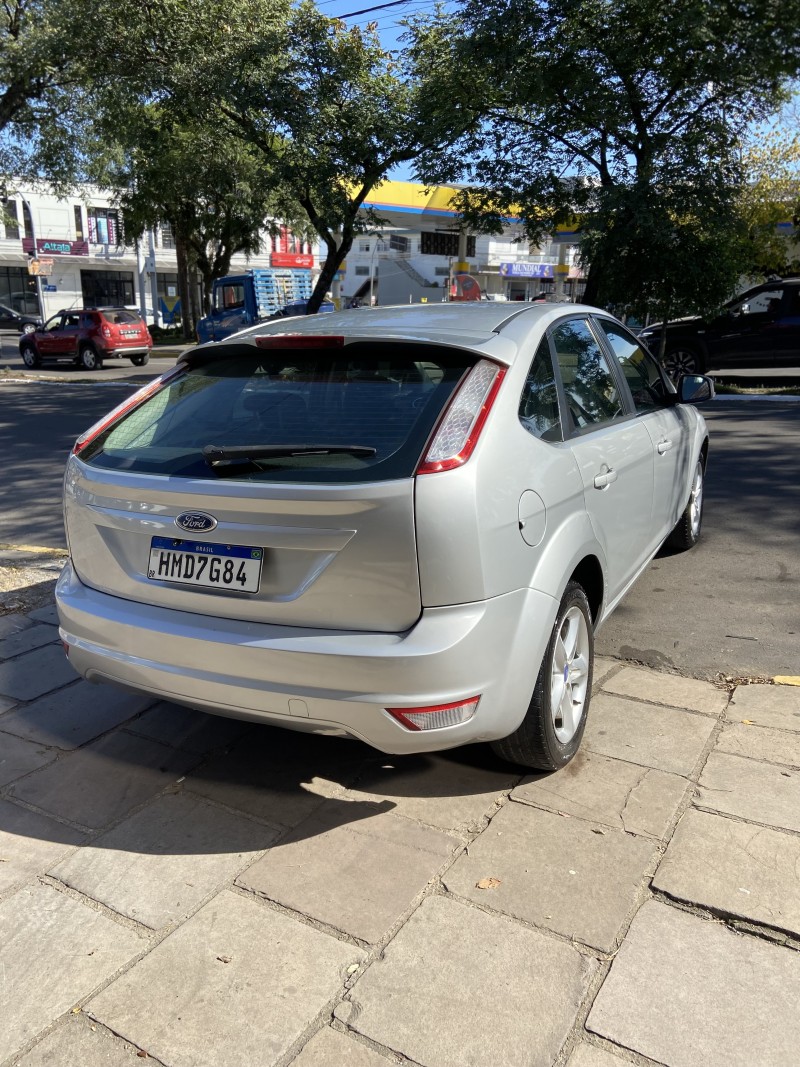 FOCUS 1.6 GLX 8V GASOLINA 4P MANUAL - 2012 - FARROUPILHA