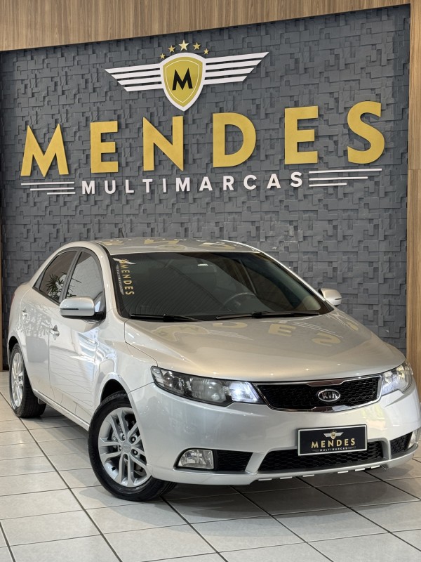 CERATO 1.6 E.284 SEDAN 16V GASOLINA 4P AUTOMÁTICO - 2011 - NOVO HAMBURGO