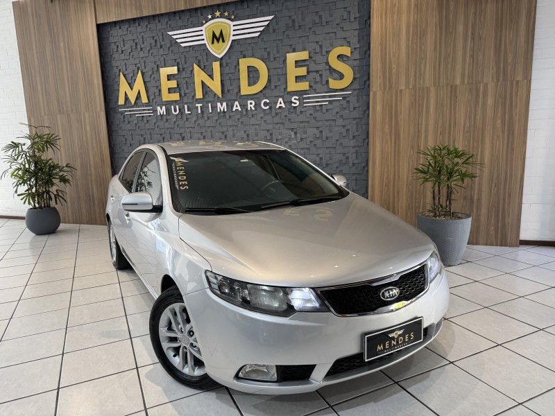 cerato 1.6 e.284 sedan 16v gasolina 4p automatico 2011 novo hamburgo
