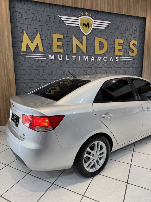 CERATO 1.6 E.284 SEDAN 16V GASOLINA 4P AUTOMÁTICO - 2011 - NOVO HAMBURGO