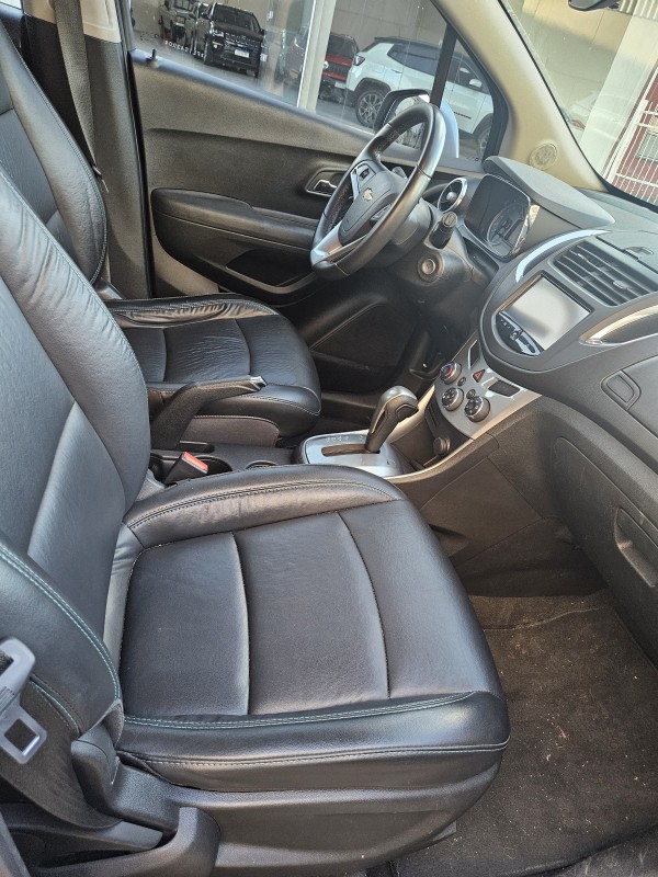 TRACKER 1.8 MPFI LTZ 4X2 16V FLEX 4P AUTOMÁTICO - 2015 - FARROUPILHA