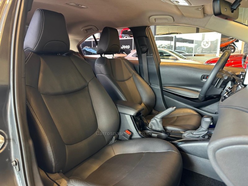 COROLLA 2.0 XEI 16V FLEX 4P AUTOMÁTICO - 2022 - CAXIAS DO SUL