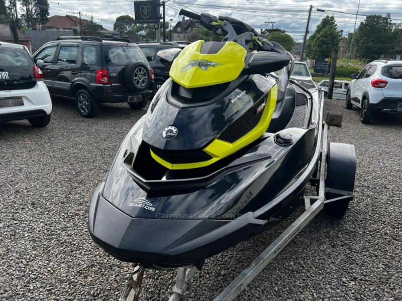 JET SKI 1.5 RXT AS 260 GASOLINA - 2013 - CANELA