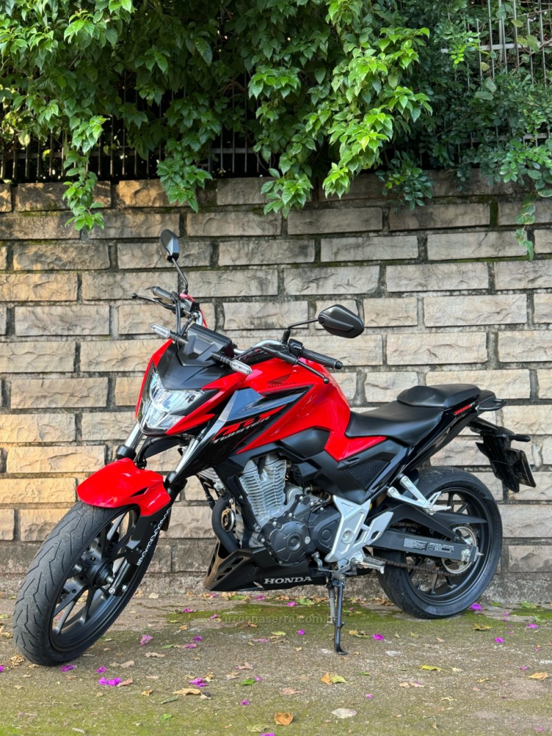 CB 300F TWISTER 