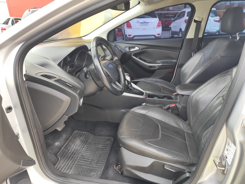 FOCUS 2.0 SE SEDAN 16V FLEX 4P AUTOMÁTICO - 2018 - FARROUPILHA