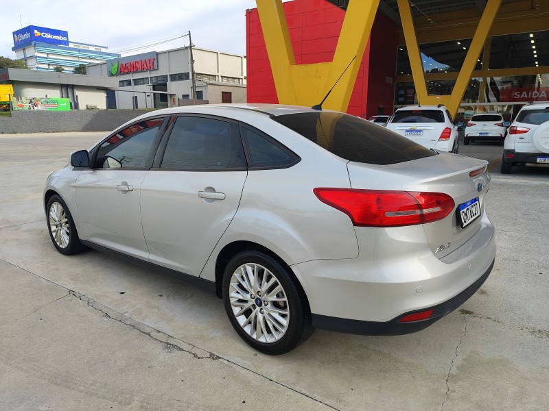 FOCUS 2.0 SE SEDAN 16V FLEX 4P AUTOMÁTICO - 2018 - FARROUPILHA
