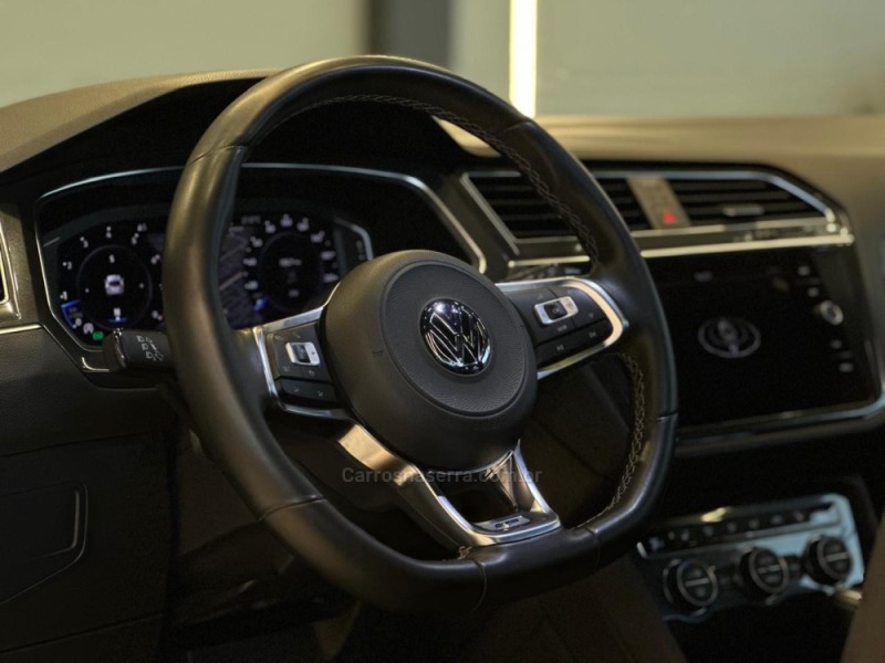 TIGUAN 2.0 TSI R-LINE 16V TURBO GASOLINA 4P TIPTRONIC - 2021 - CAXIAS DO SUL