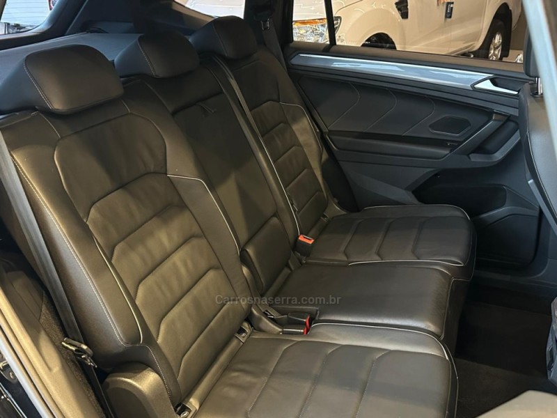 TIGUAN 2.0 TSI R-LINE 16V TURBO GASOLINA 4P TIPTRONIC - 2021 - CAXIAS DO SUL