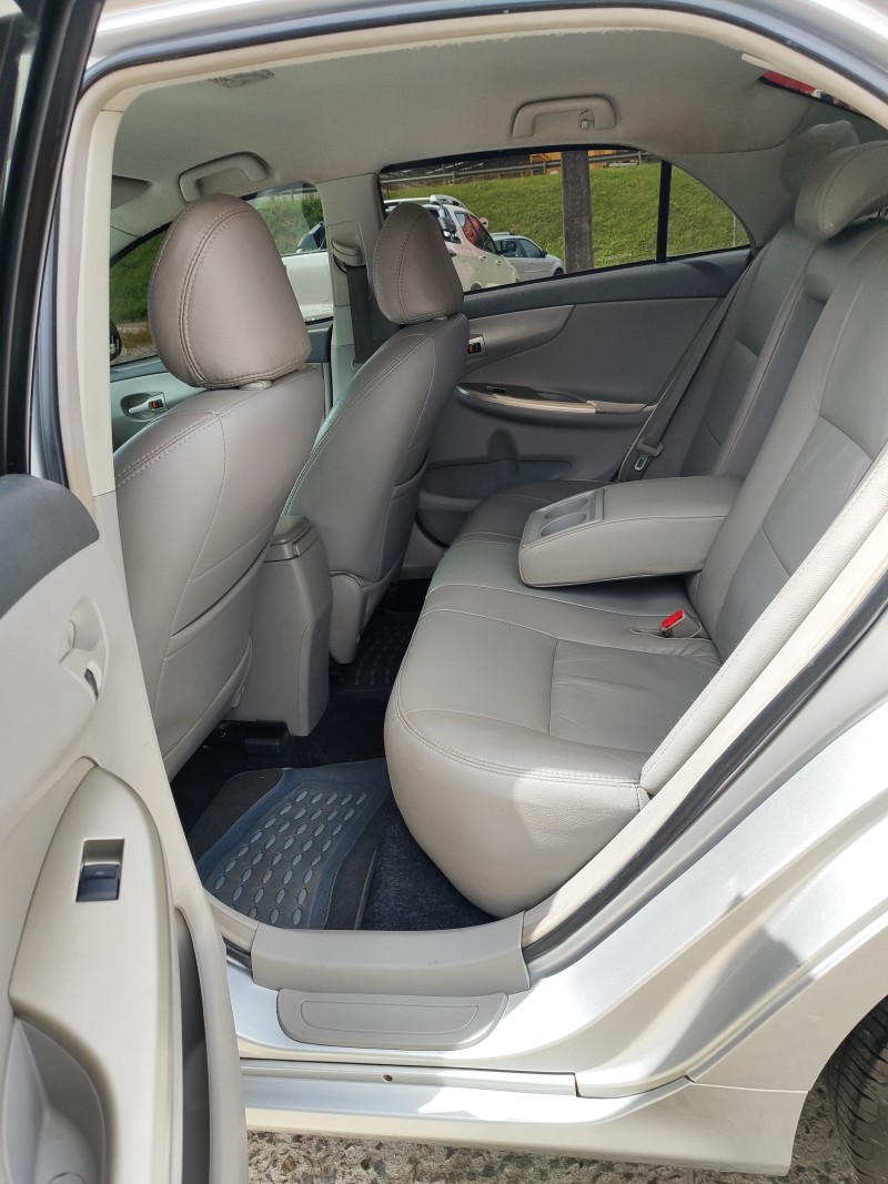 COROLLA 1.8 XEI 16V FLEX 4P AUTOMÁTICO - 2010 - FARROUPILHA