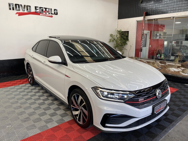 JETTA 2.0 16V TSI GLI 350 GASOLINA 4P AUTOMÁTICO - 2019 - CAXIAS DO SUL
