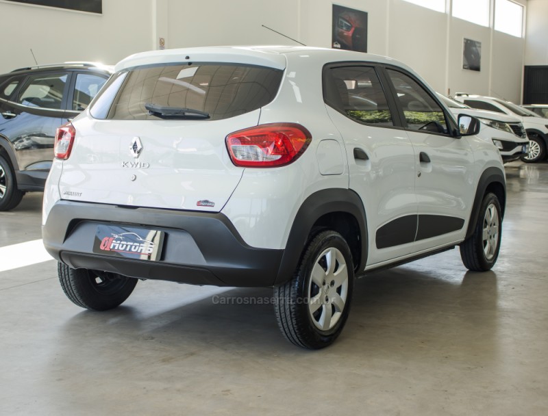 KWID 1.0 12V SCE FLEX LIFE MANUAL - 2018 - NOVO HAMBURGO