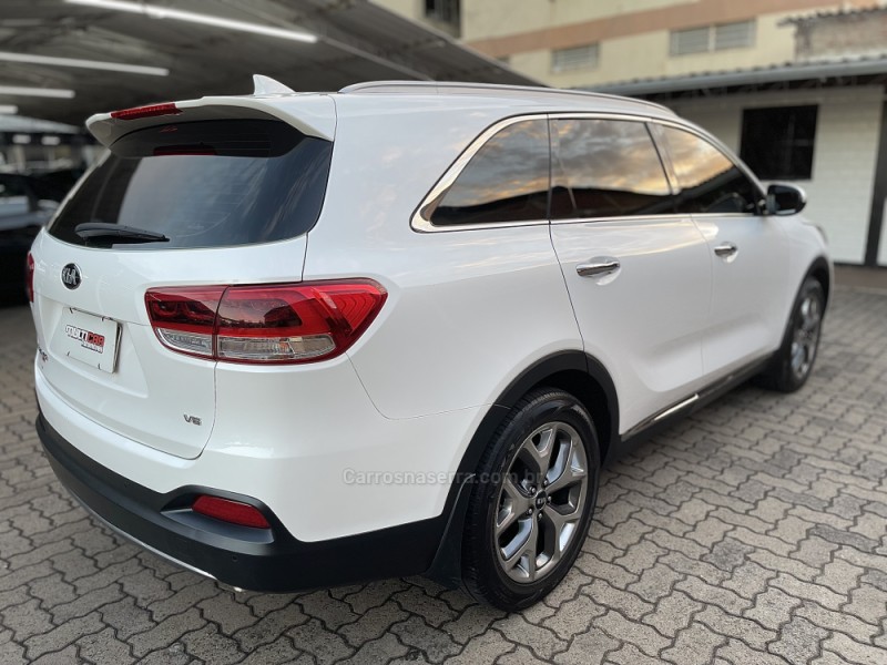 SORENTO 3.3 EX V6 24V GASOLINA 4P 7 LUGARES AUTOMATICO - 2018 - CAMPO BOM