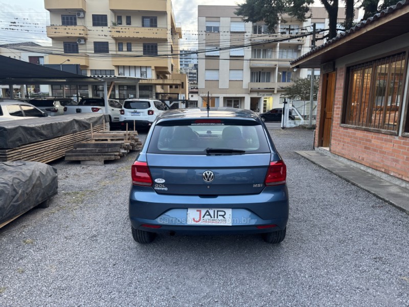 GOL 1.6 MI COMFORTLINE 8V FLEX 4P MANUAL - 2017 - GARIBALDI