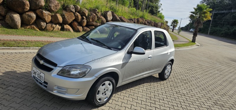 CELTA 1.0 MPFI LIFE 8V FLEX 4P MANUAL - 2012 - IVOTI