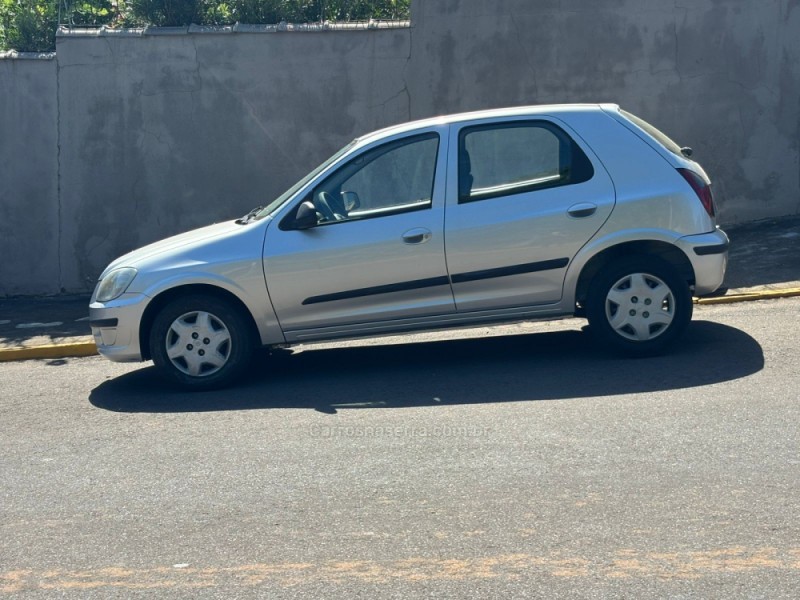 CELTA 1.0 MPFI LIFE 8V FLEX 4P MANUAL - 2012 - IVOTI