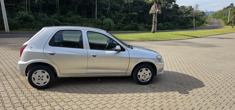 CELTA 1.0 MPFI LIFE 8V FLEX 4P MANUAL - 2012 - IVOTI