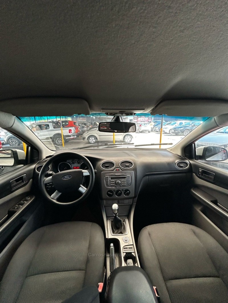 FOCUS 2.0 GHIA SEDAN 16V GASOLINA 4P MANUAL - 2012 - PASSO FUNDO