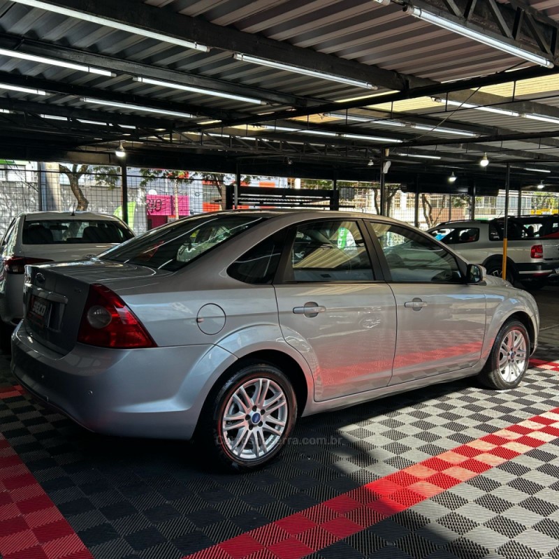 FOCUS 2.0 GHIA SEDAN 16V GASOLINA 4P MANUAL - 2012 - PASSO FUNDO