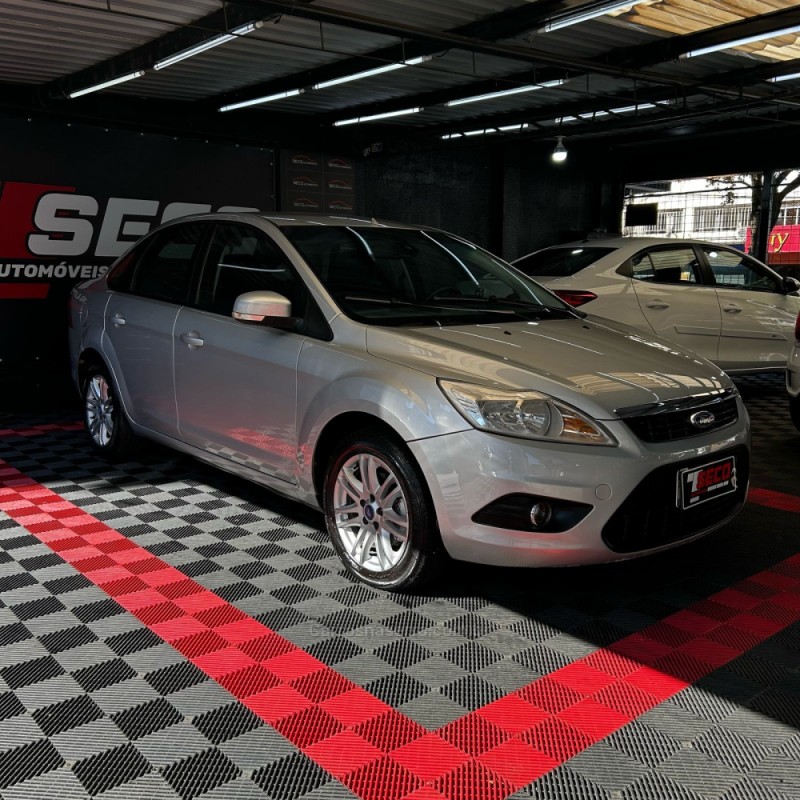 FOCUS 2.0 GHIA SEDAN 16V GASOLINA 4P MANUAL - 2012 - PASSO FUNDO