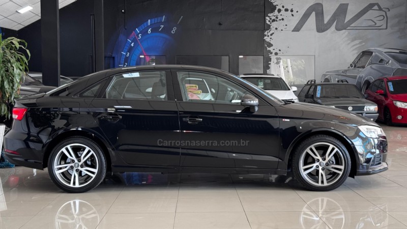 A3 1.4 TFSI S LINE LIMITED SEDAN GASOLINA 4P AUTOMÁTICO  - 2020 - ESTâNCIA VELHA