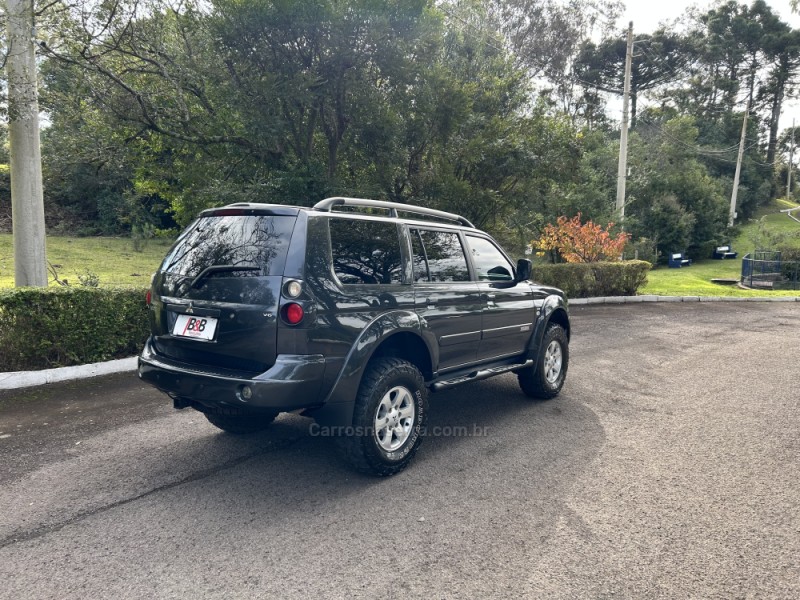 PAJERO SPORT 3.5 HPE 4X4 V6 24V GASOLINA 4P AUTOMÁTICO - 2007 - NOVA PRATA