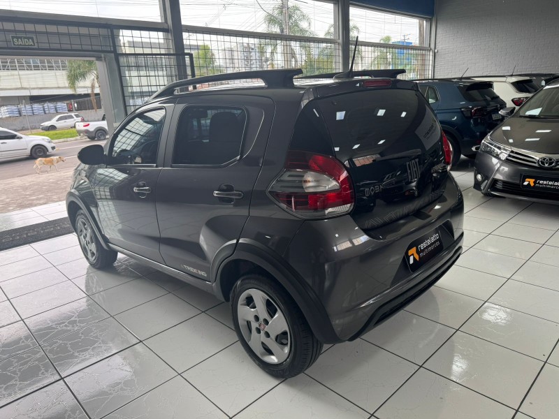 MOBI 1.0 TREKKING 8V FLEX 4P MANUAL - 2022 - CAXIAS DO SUL