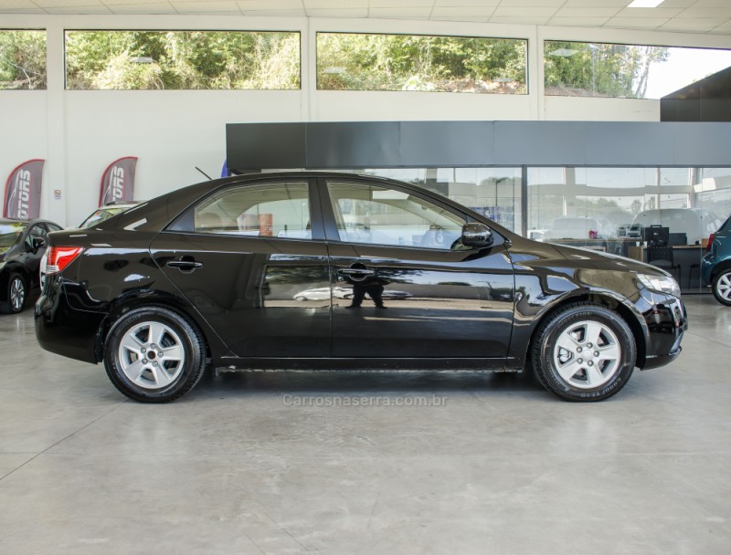 CERATO 1.6 E.213 SEDAN 16V GASOLINA 4P MANUAL - 2012 - NOVO HAMBURGO