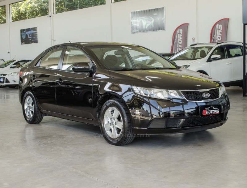 CERATO 1.6 E.213 SEDAN 16V GASOLINA 4P MANUAL - 2012 - NOVO HAMBURGO