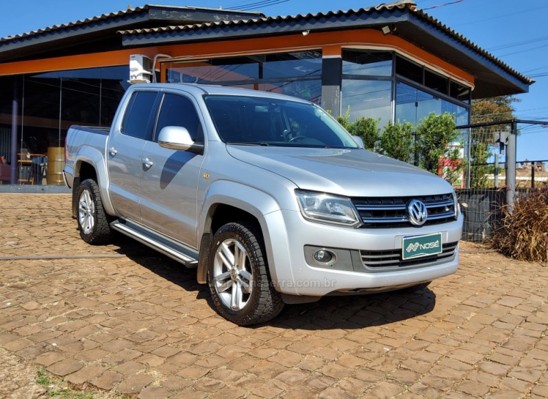 AMAROK 2.0 HIGHLINE 4X4 CD 16V TURBO INTERCOOLER DIESEL 4P AUTOMÁTICO - 2016 - NãO-ME-TOQUE
