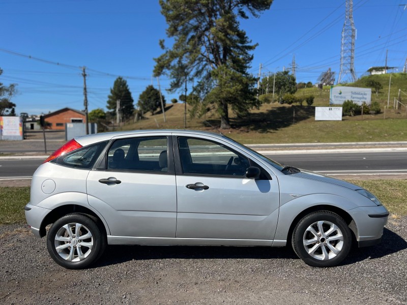 FOCUS 1.6 GL 8V GASOLINA 4P MANUAL - 2006 - FARROUPILHA
