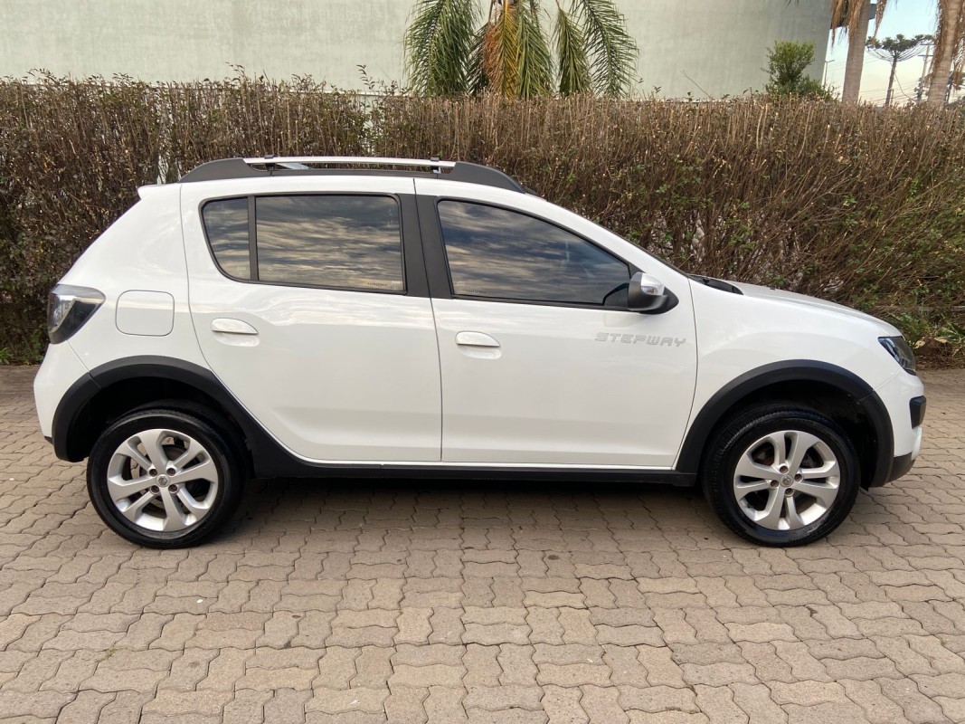 SANDERO 1.6 STEPWAY SCE 16V FLEX 4P MANUAL - 2018 - CAXIAS DO SUL