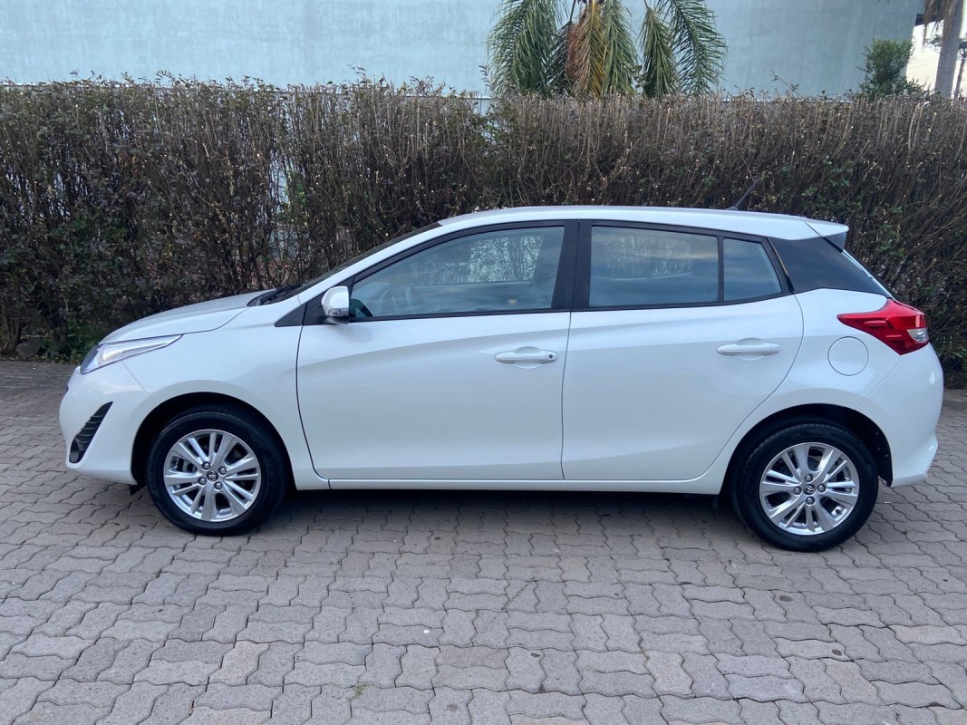 YARIS 1.3 XL LIVE 16V FLEX 4P AUTOMÁTICO - 2019 - CAXIAS DO SUL