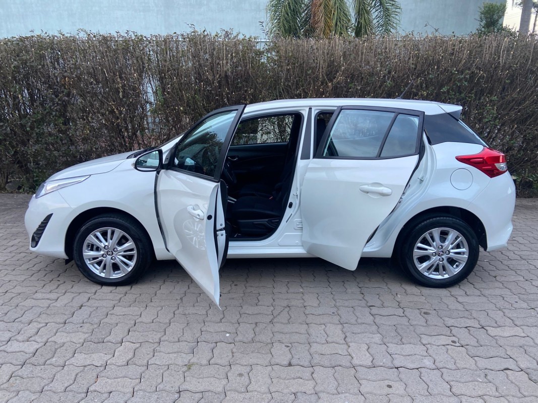 YARIS 1.3 XL LIVE 16V FLEX 4P AUTOMÁTICO - 2019 - CAXIAS DO SUL