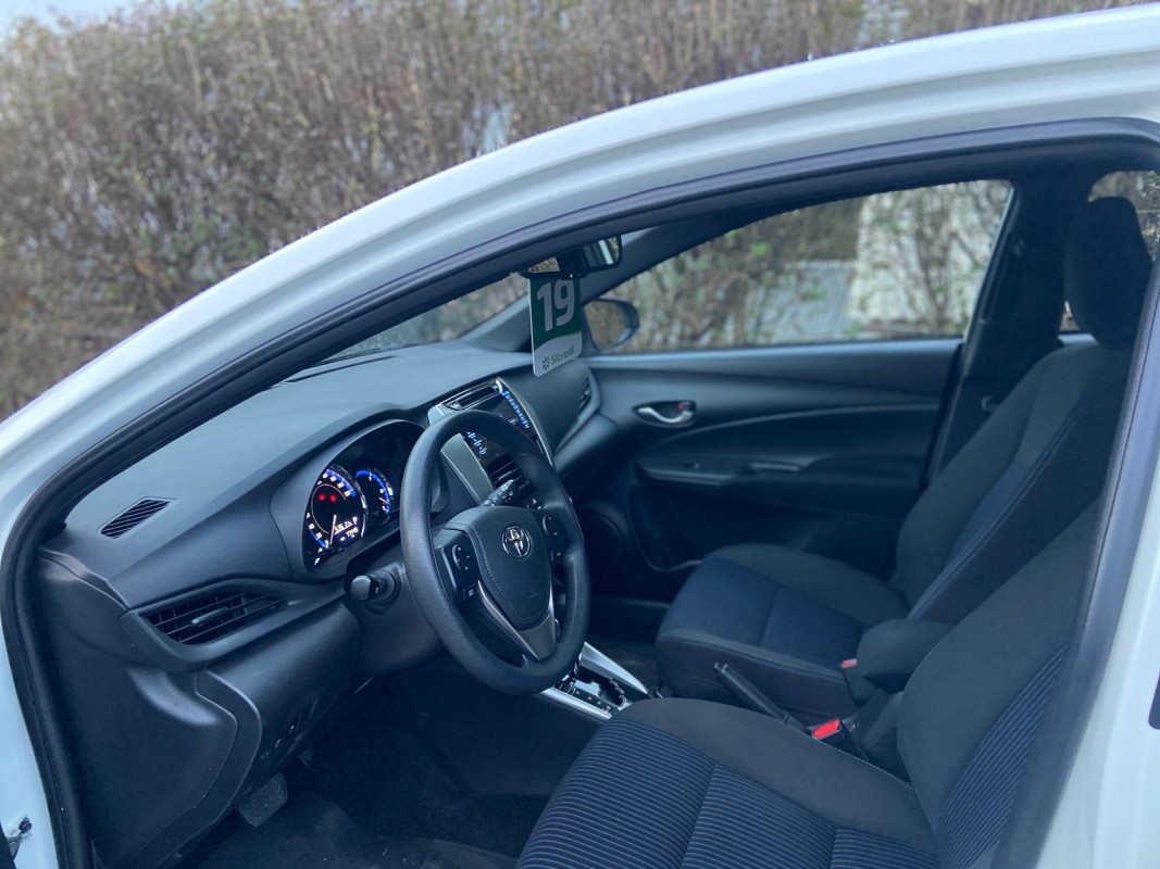 YARIS 1.3 XL LIVE 16V FLEX 4P AUTOMÁTICO - 2019 - CAXIAS DO SUL