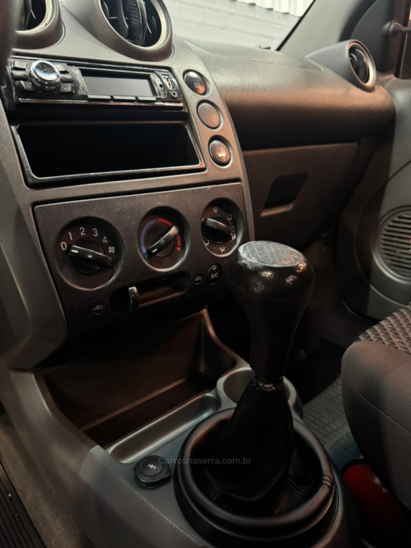 FIESTA 1.0 MPI HATCH 8V FLEX 4P MANUAL - 2007 - CAXIAS DO SUL